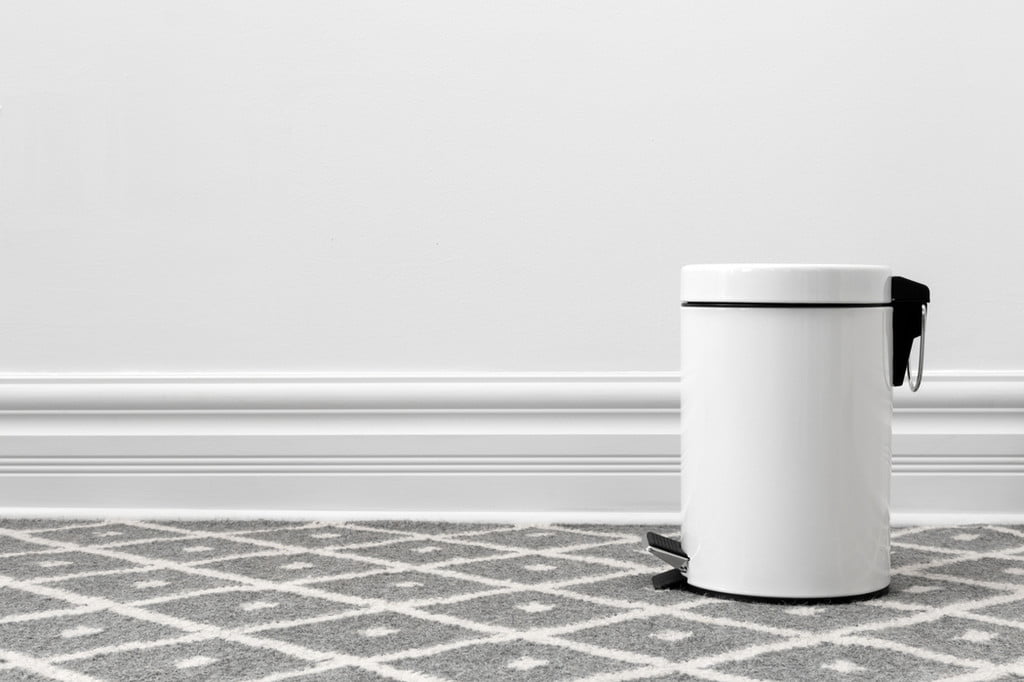 The 6 Best Office Trash Cans On The Market ToughJobs   Best White Trash Can 